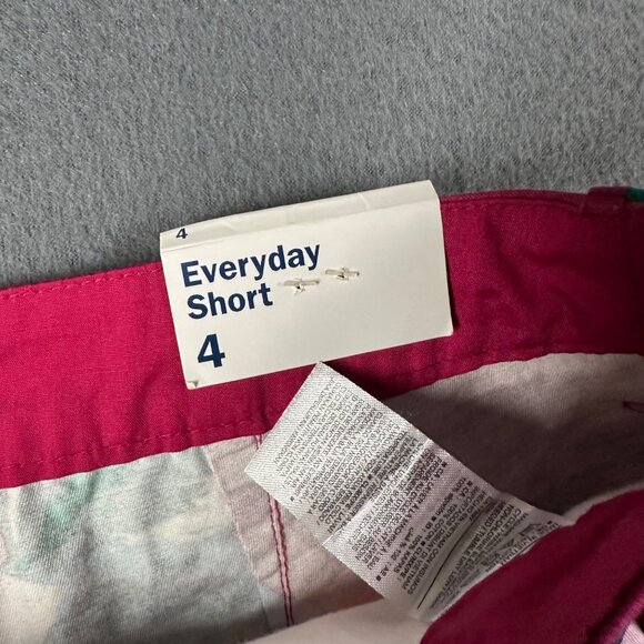 Old Navy Womens 4 Raspberry Floral Everyday Short 3.5" Inseam Flat Front NWT - Picture 5 of 8